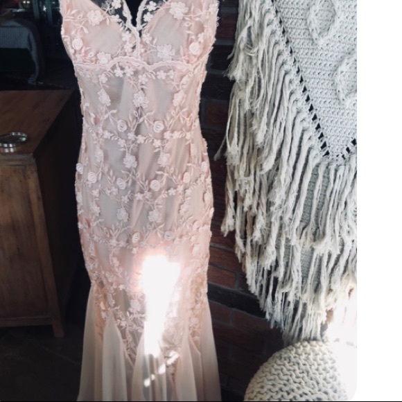 Carlo Giovanni Pink Lace Overlay Dress - Picture 4 of 12